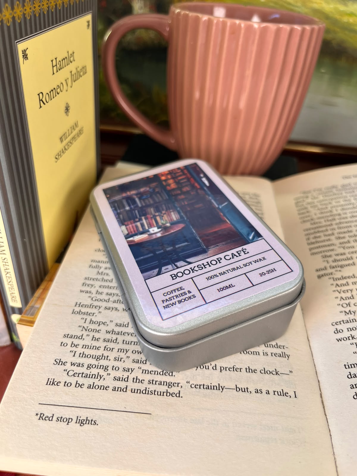 BOOKSHOP CAFÉ · Vela de Soja Natural - Imagen 2