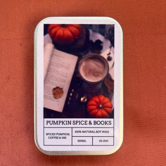 PUMPKIN SPICE & BOOKS · Vela de Soja Natural
